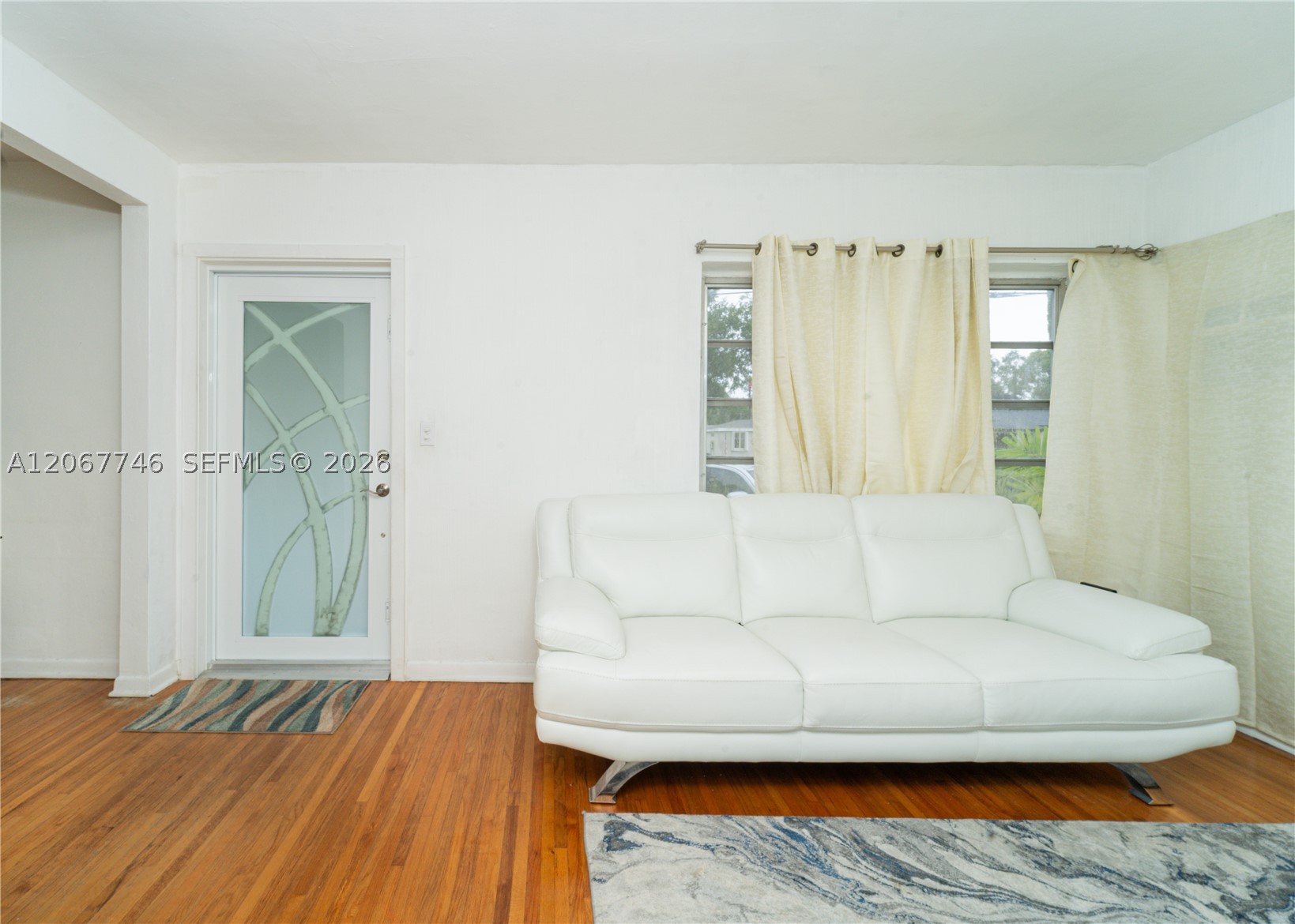 6250 NW 41st St, Virginia Gardens FL 33166