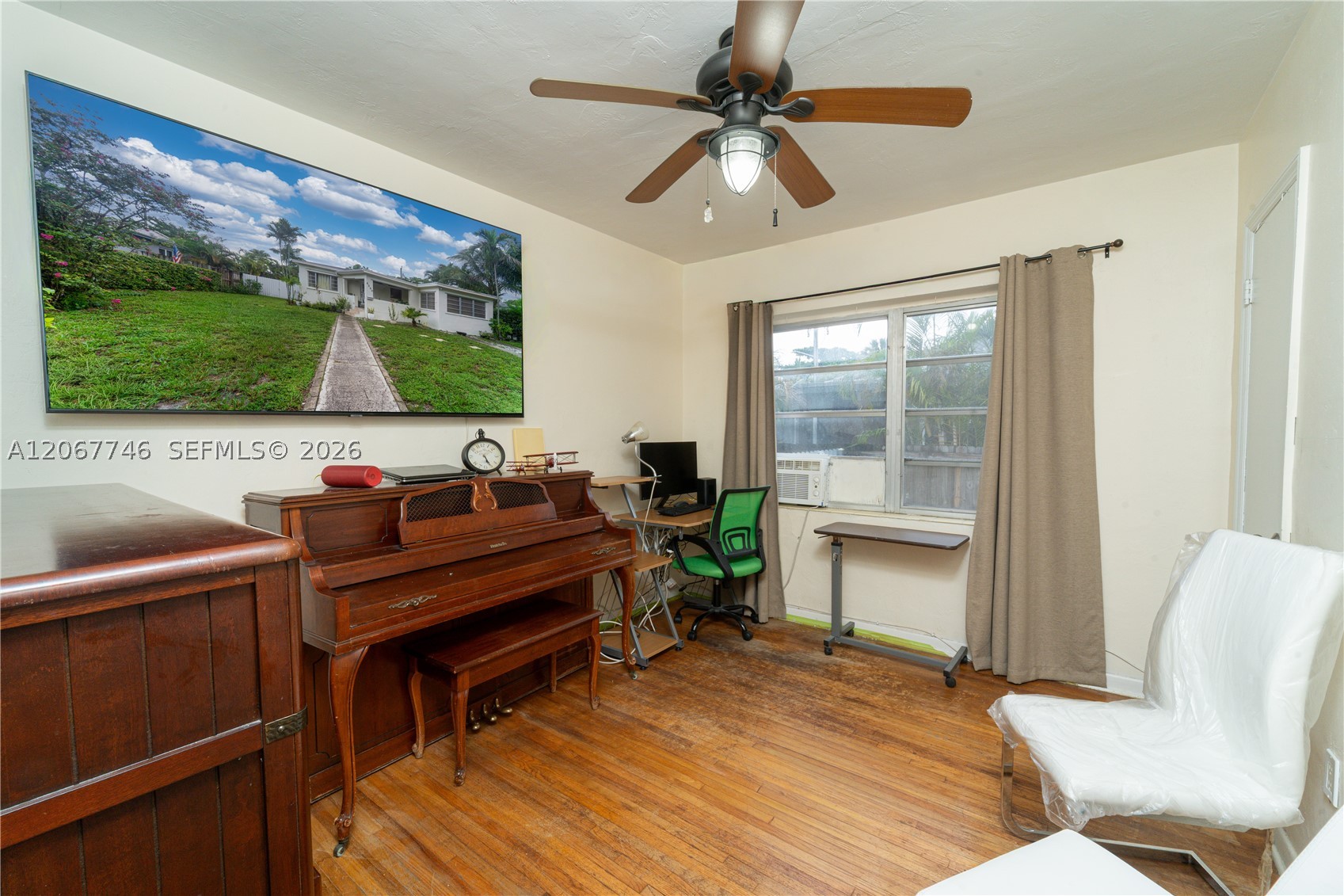 6250 NW 41st St, Virginia Gardens FL 33166