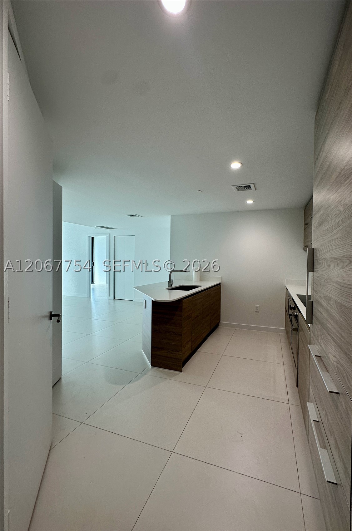 1300 S Miami #4209, Miami FL 33130