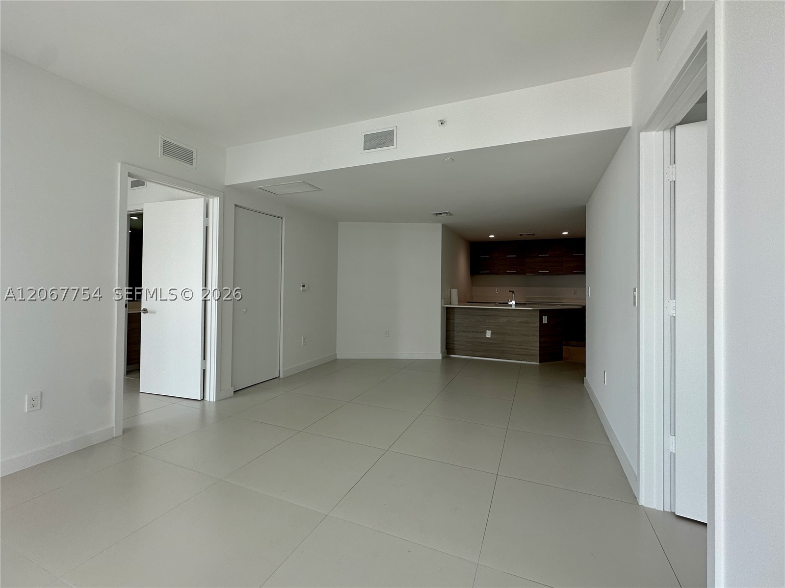 1300 S Miami #4209, Miami FL 33130