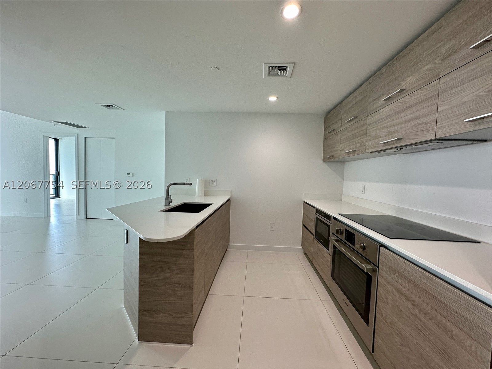 1300 S Miami #4209, Miami FL 33130