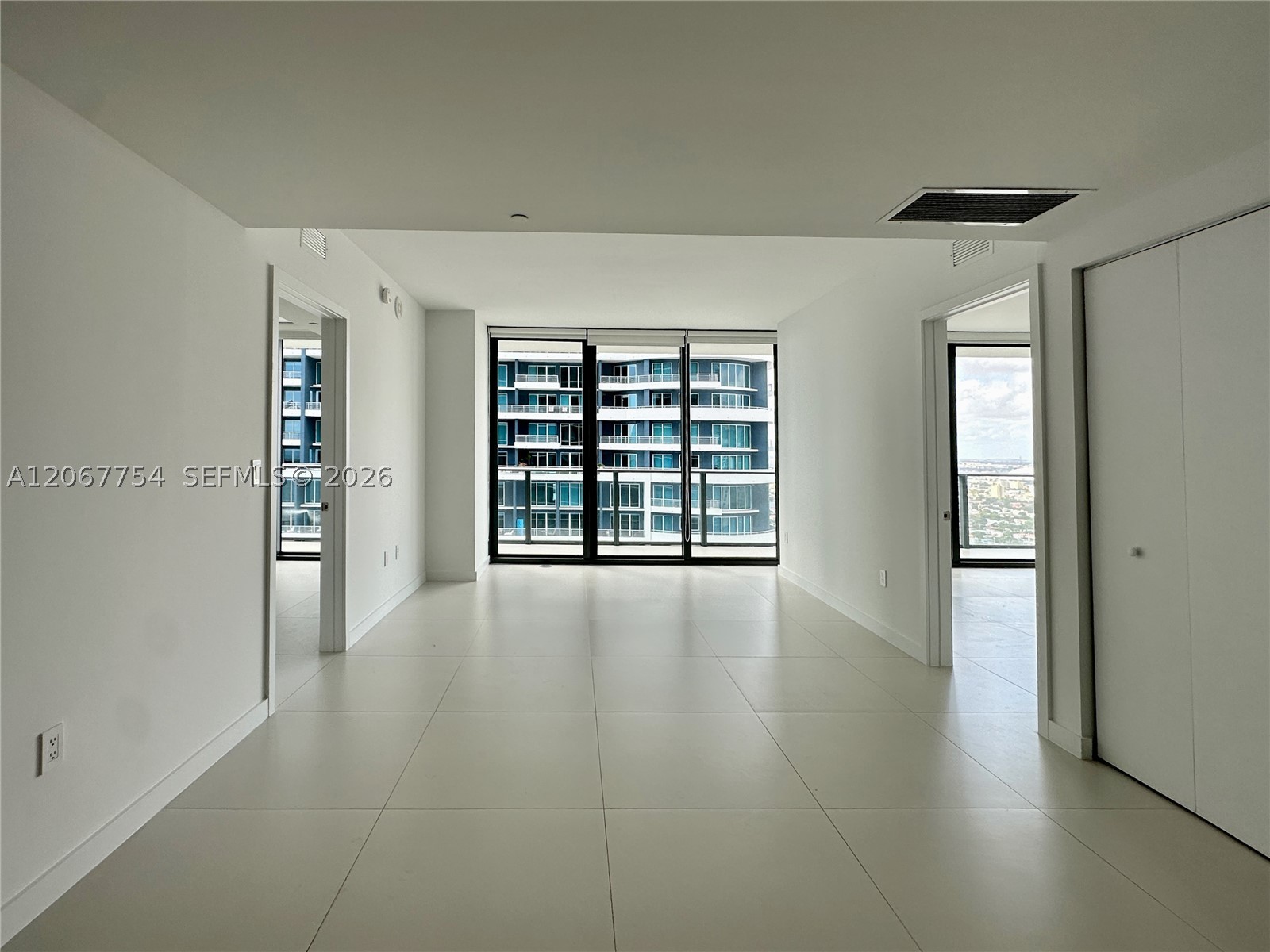 1300 S Miami #4209, Miami FL 33130
