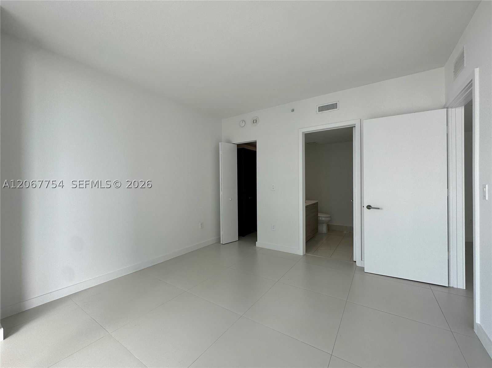 1300 S Miami #4209, Miami FL 33130