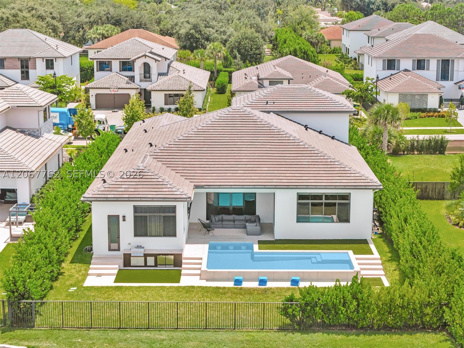 5765 SW 104th Ter, Cooper City FL 33328