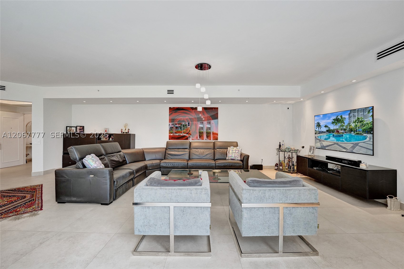 21200 Point Place #403, Aventura FL 33180