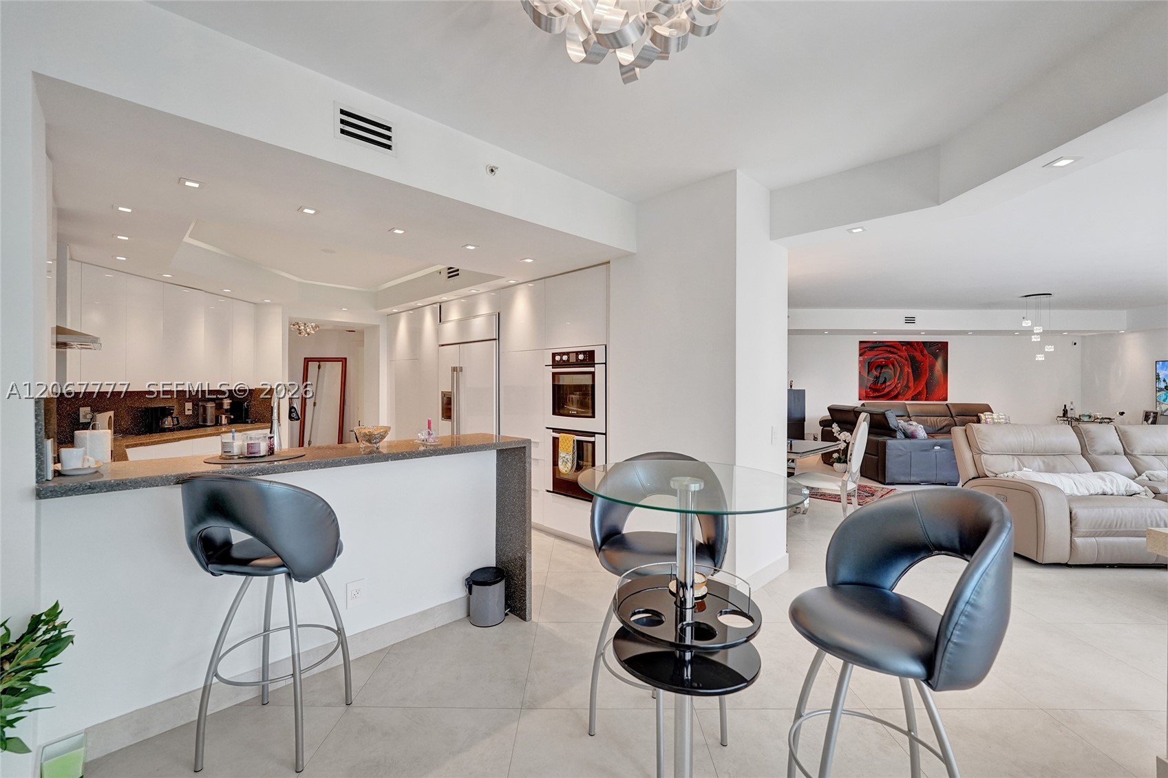 21200 Point Place #403, Aventura FL 33180
