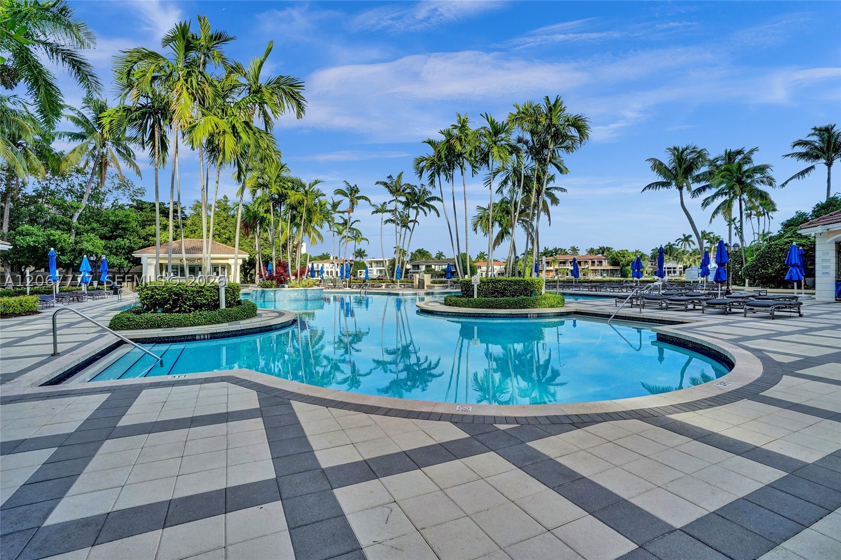 21200 Point Place #403, Aventura FL 33180