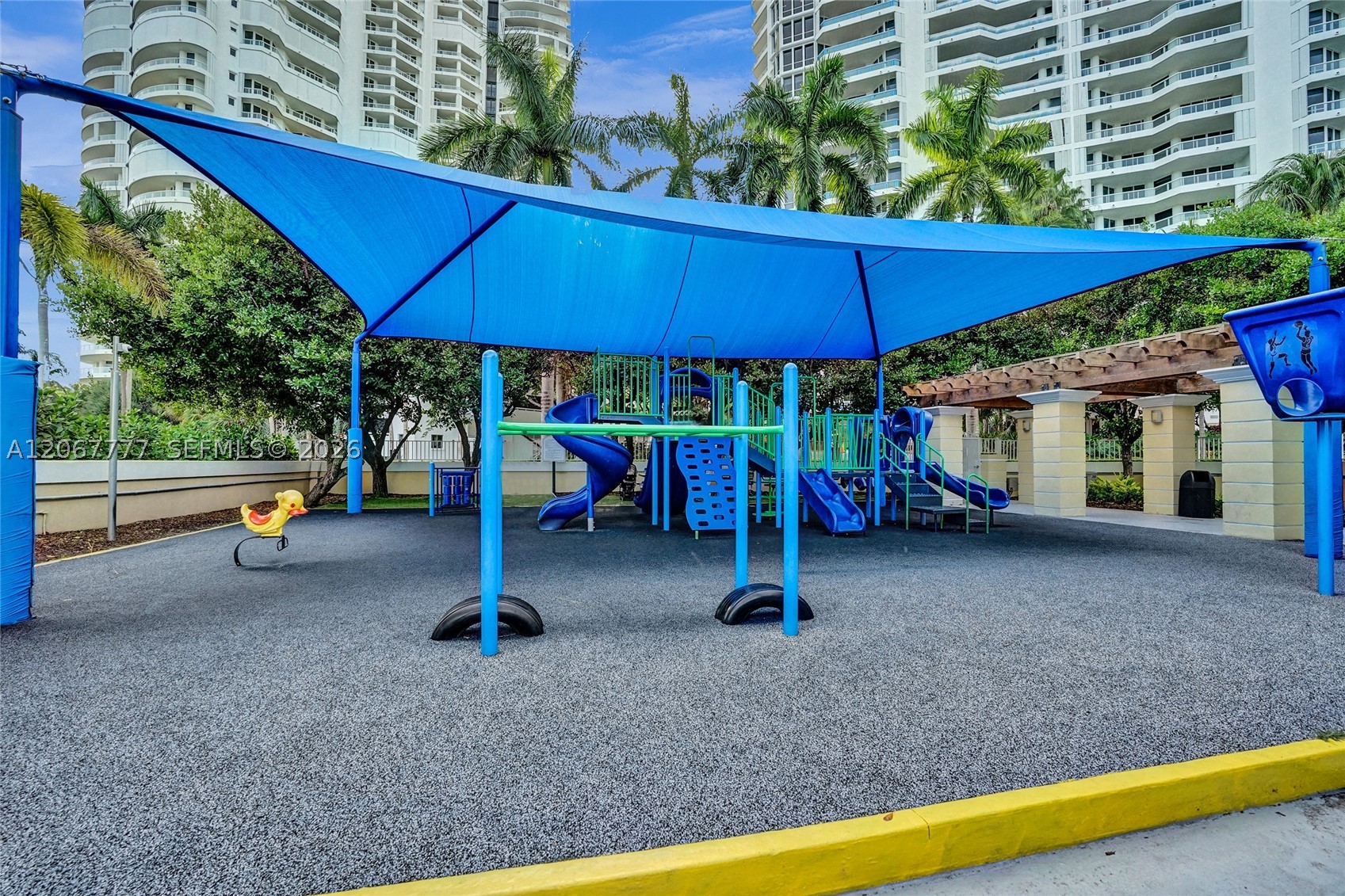 21200 Point Place #403, Aventura FL 33180