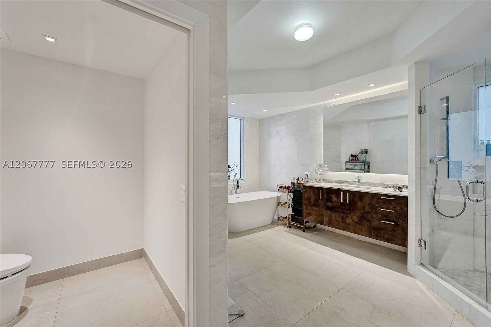21200 Point Place #403, Aventura FL 33180