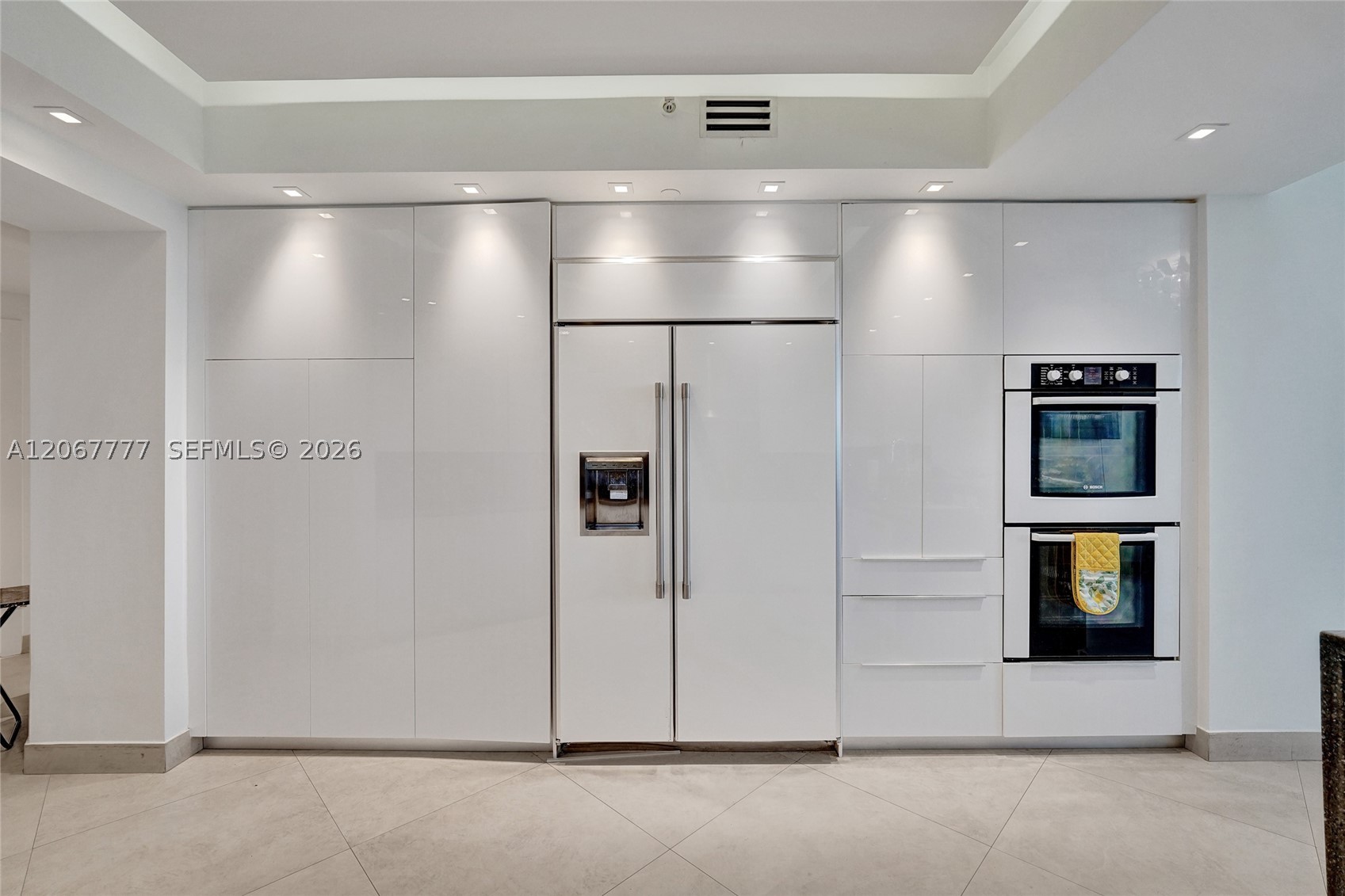 21200 Point Place #403, Aventura FL 33180
