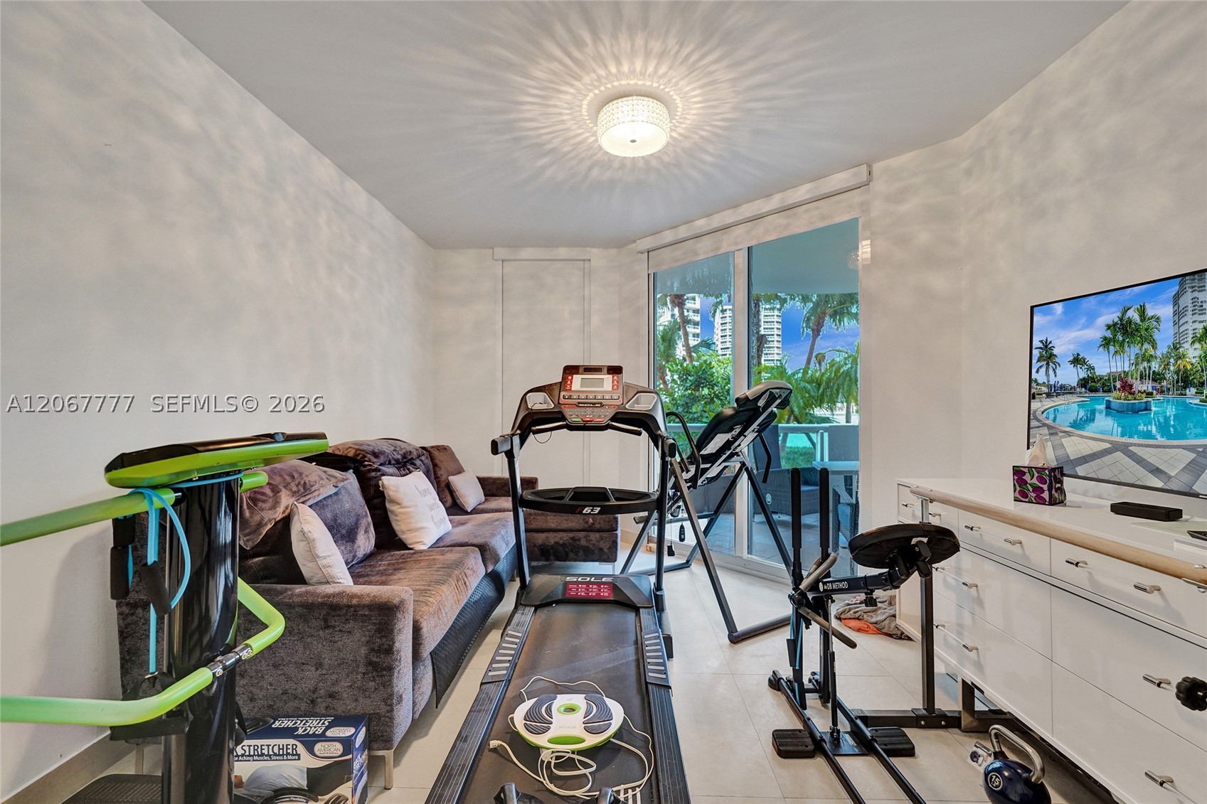 21200 Point Place #403, Aventura FL 33180