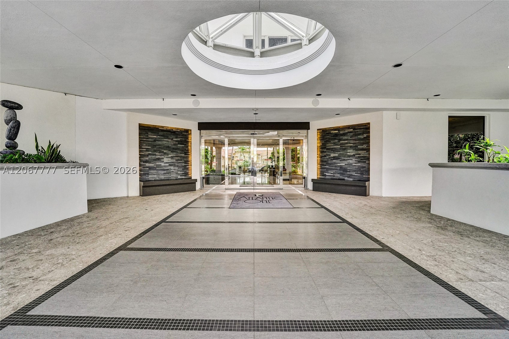 21200 Point Place #403, Aventura FL 33180
