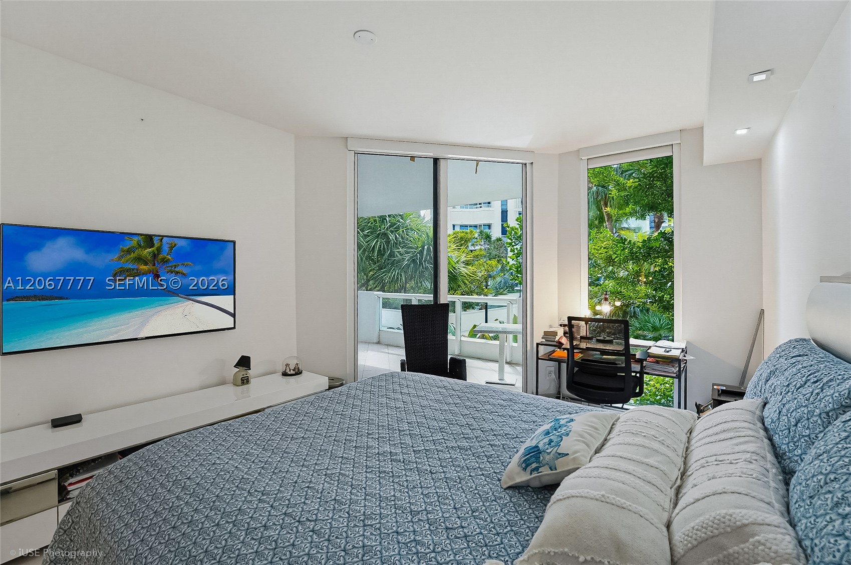 21200 Point Place #403, Aventura FL 33180