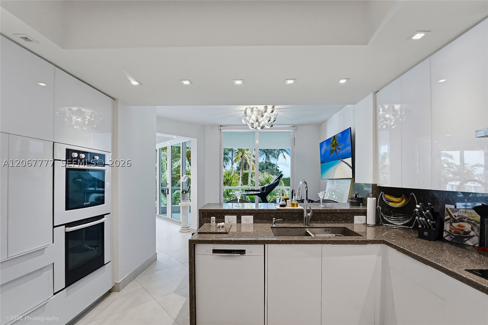 21200 Point Place #403, Aventura FL 33180