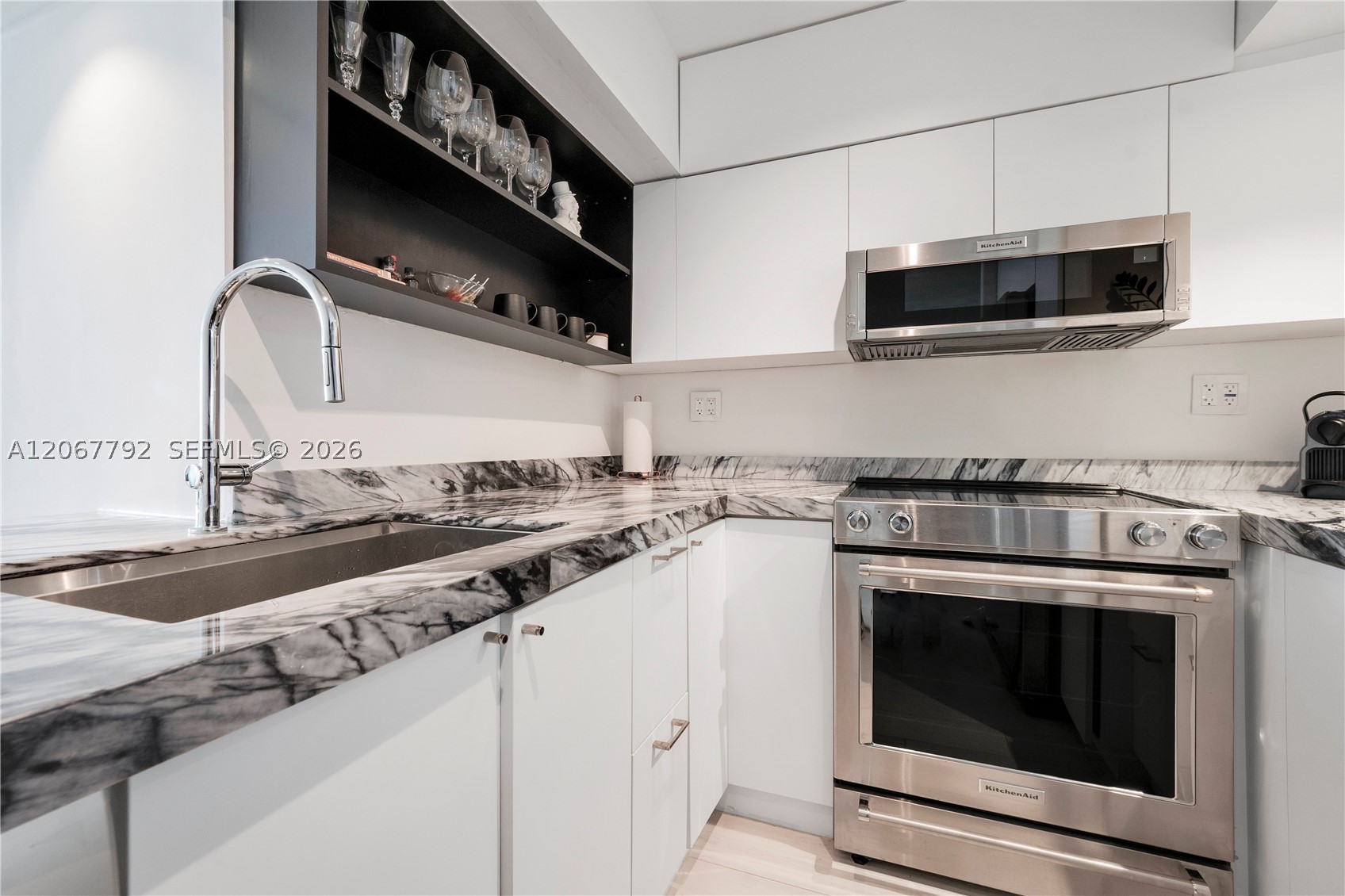 1000 West Ave #1417, Miami Beach FL 33139