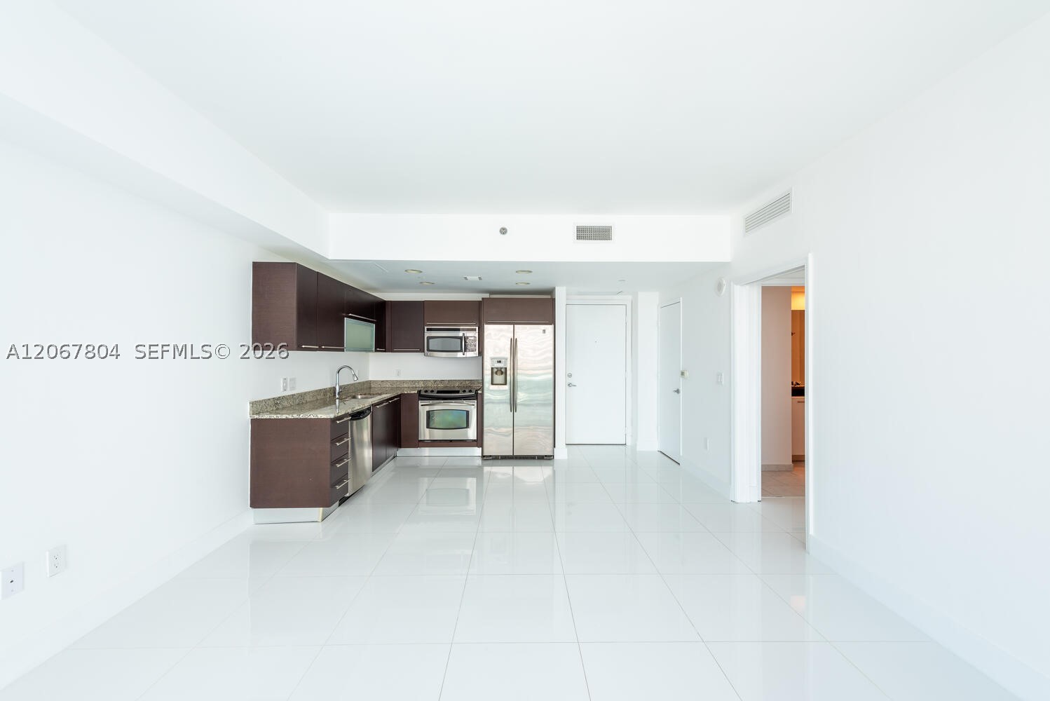950 Brickell Bay Dr #2208, Miami FL 33131