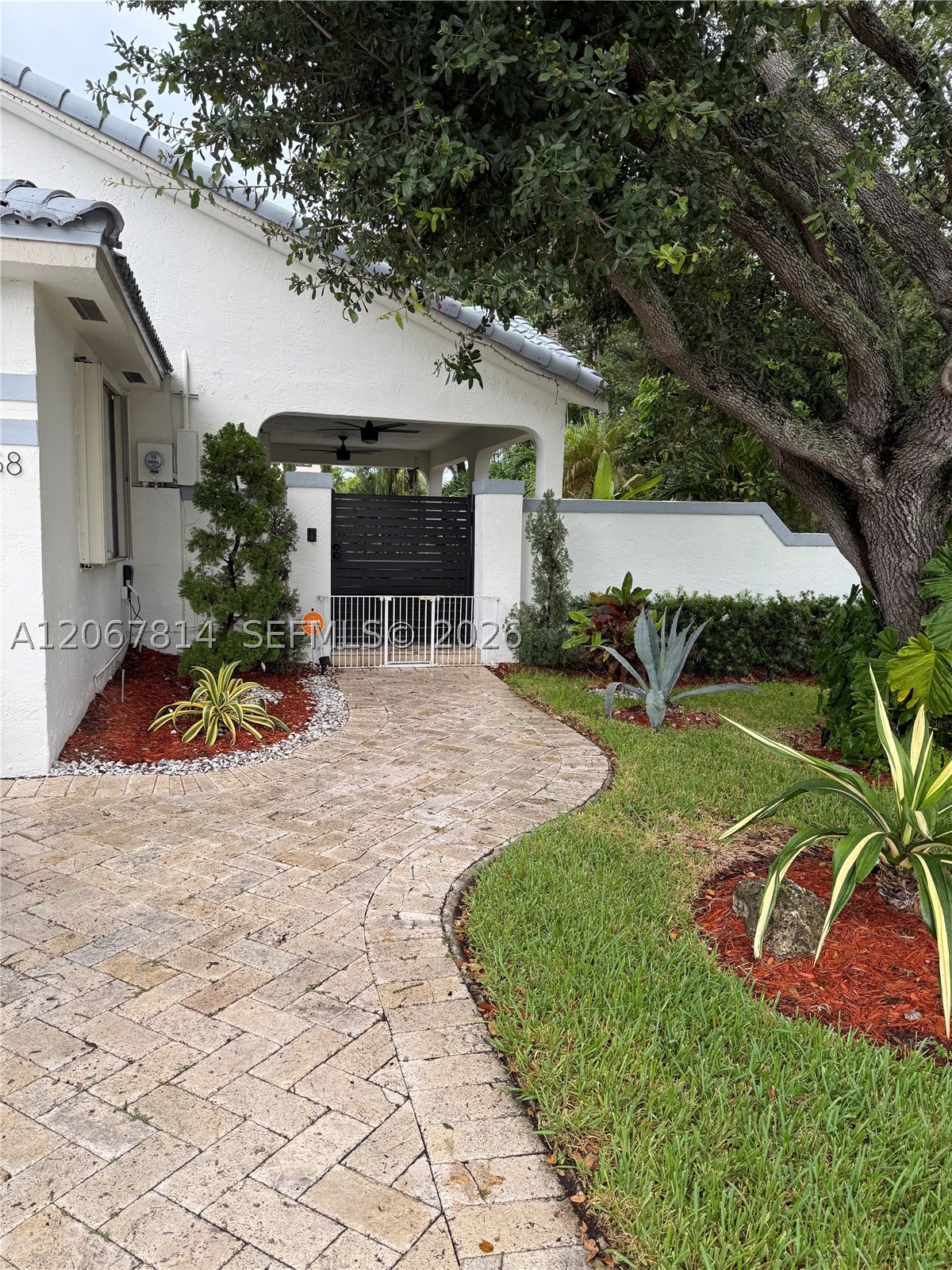 15158 NW 89th Ave, Miami Lakes FL 33018