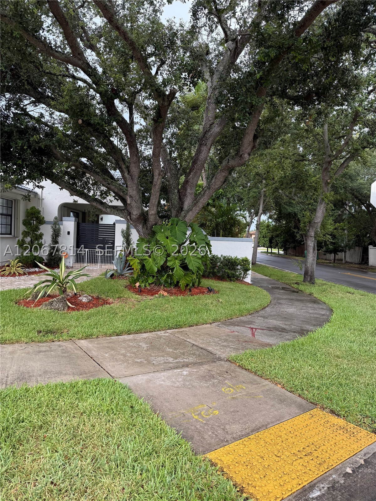 15158 NW 89th Ave, Miami Lakes FL 33018