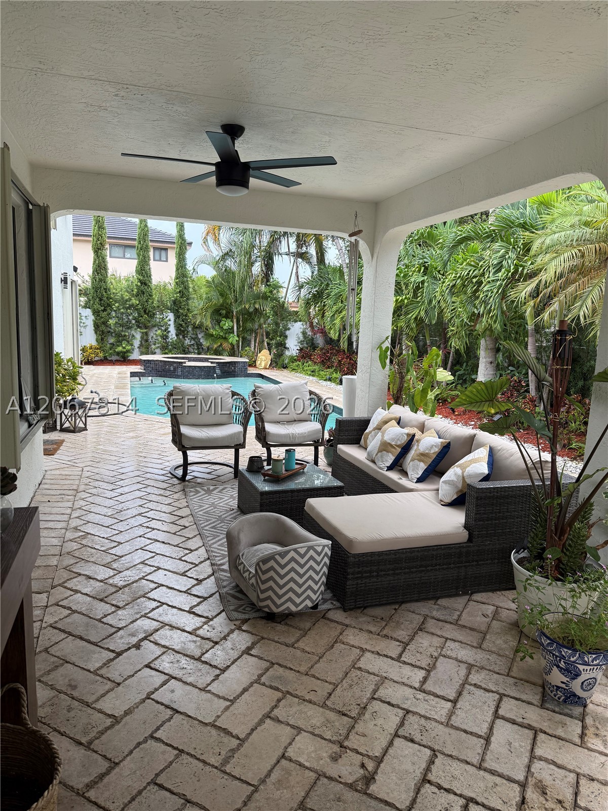 15158 NW 89th Ave, Miami Lakes FL 33018