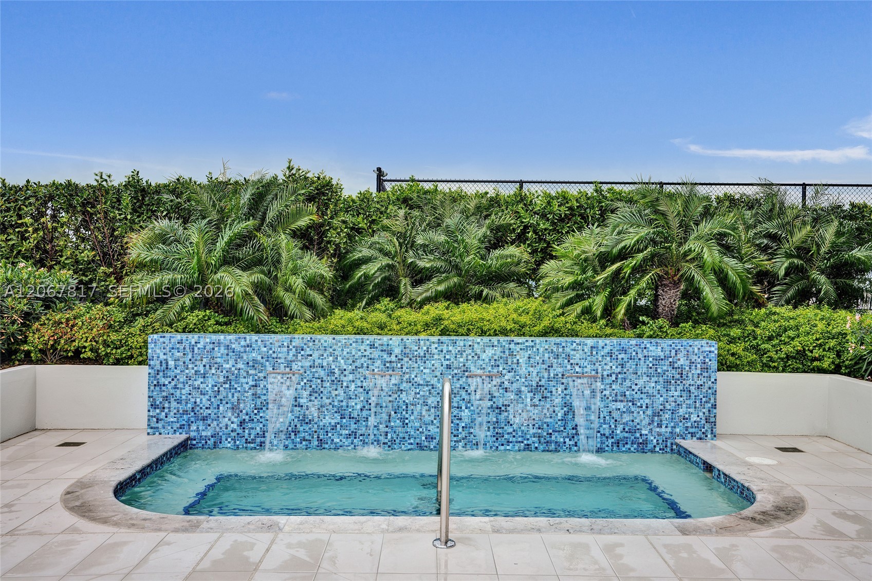 2411 Laguna Cir #1805, North Miami FL 33181