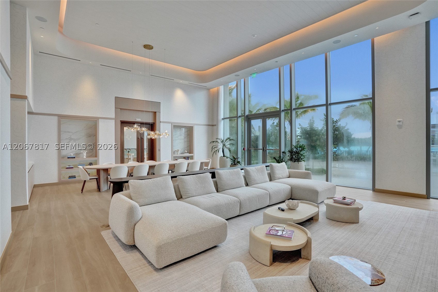 2411 Laguna Cir #1805, North Miami FL 33181