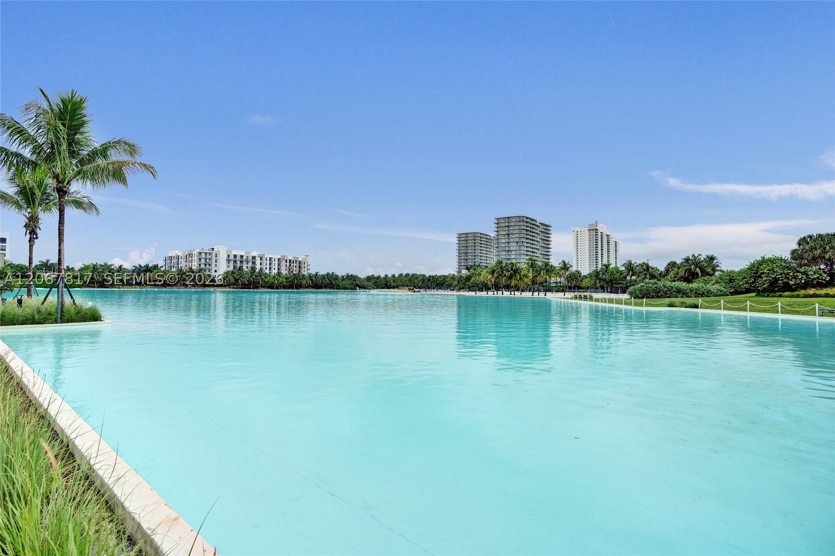 2411 Laguna Cir #1805, North Miami FL 33181