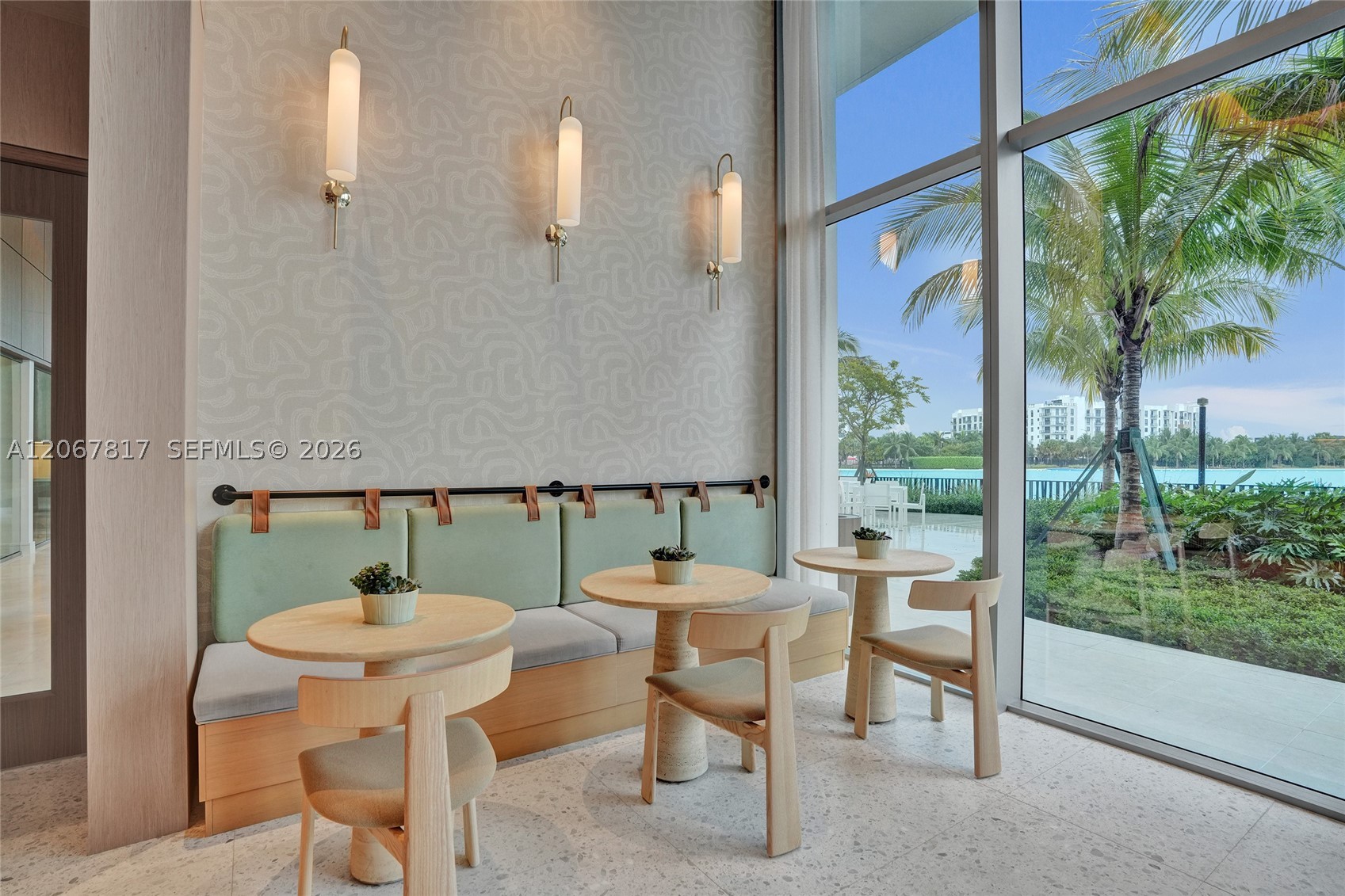 2411 Laguna Cir #1805, North Miami FL 33181