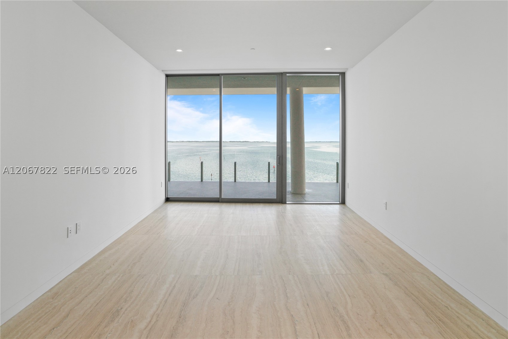 5 GROVE ISLE DR #M502, Miami FL 33133