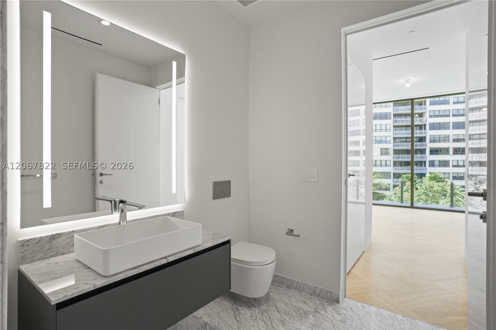 5 GROVE ISLE DR #M502, Miami FL 33133
