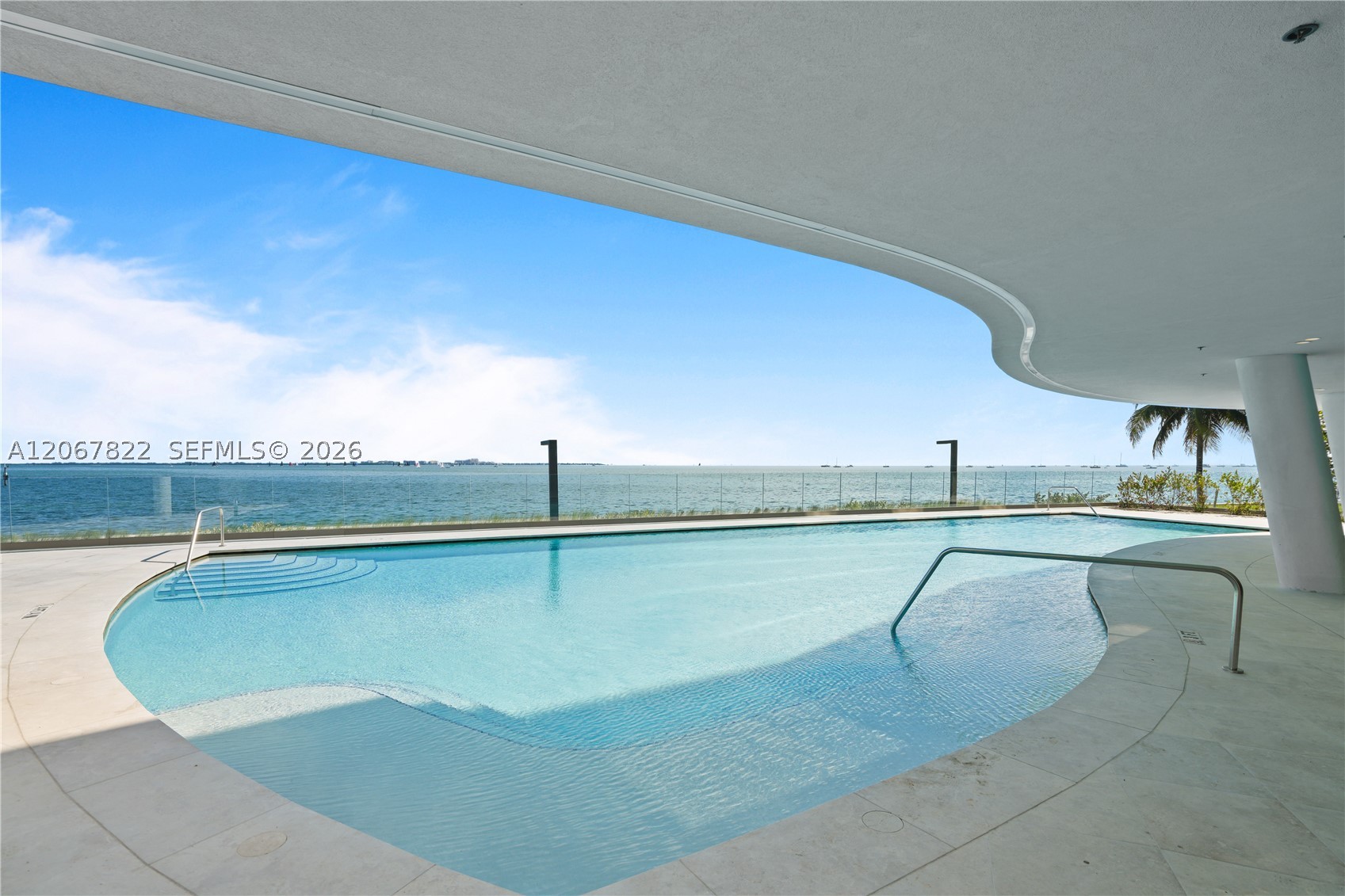 5 GROVE ISLE DR #M502, Miami FL 33133