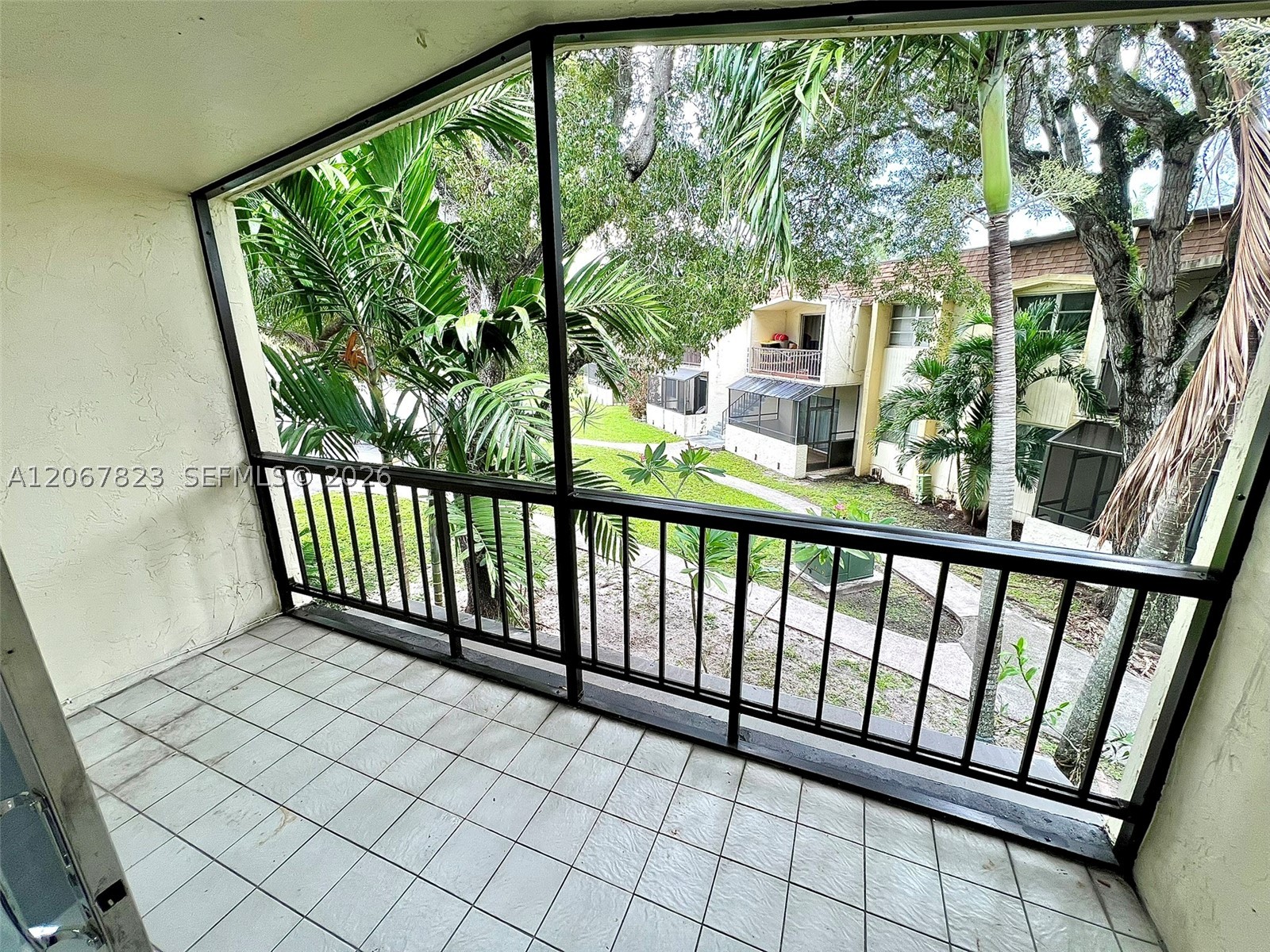 7825 Miller Dr #C211, Miami FL 33155