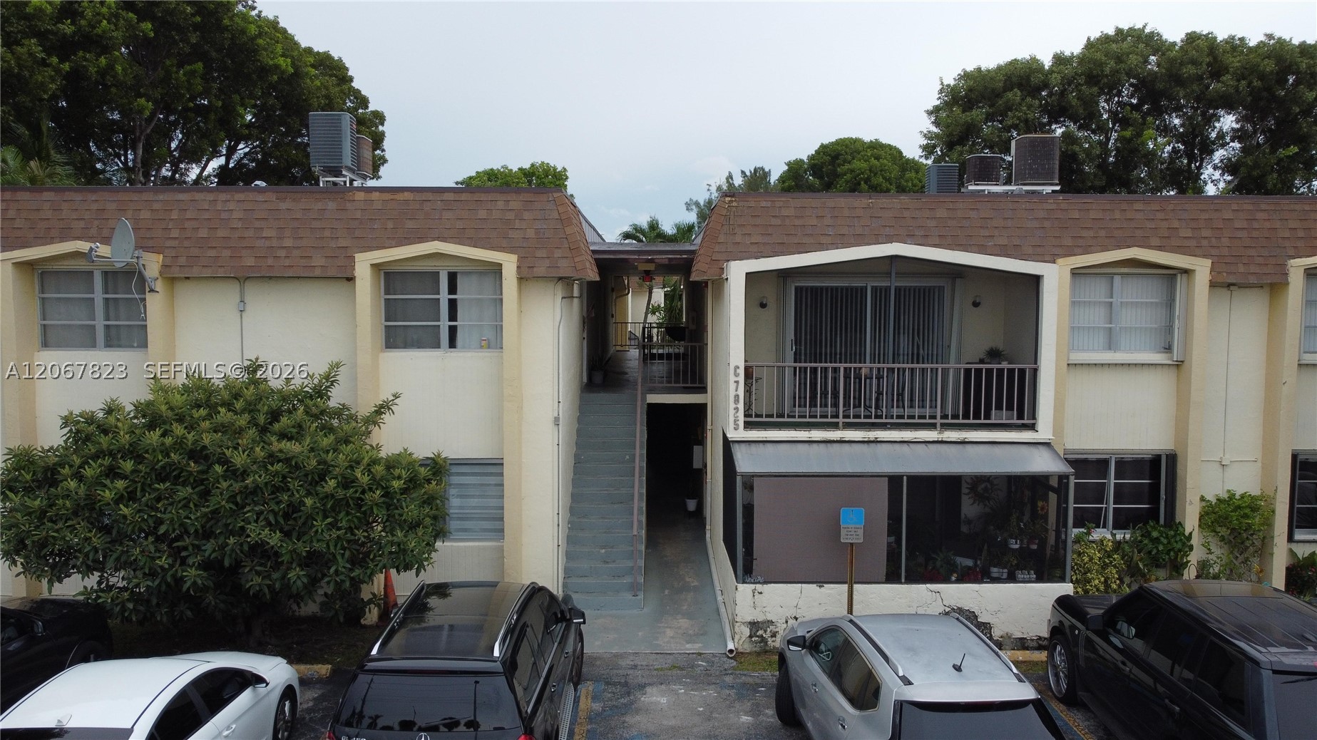 7825 Miller Dr #C211, Miami FL 33155