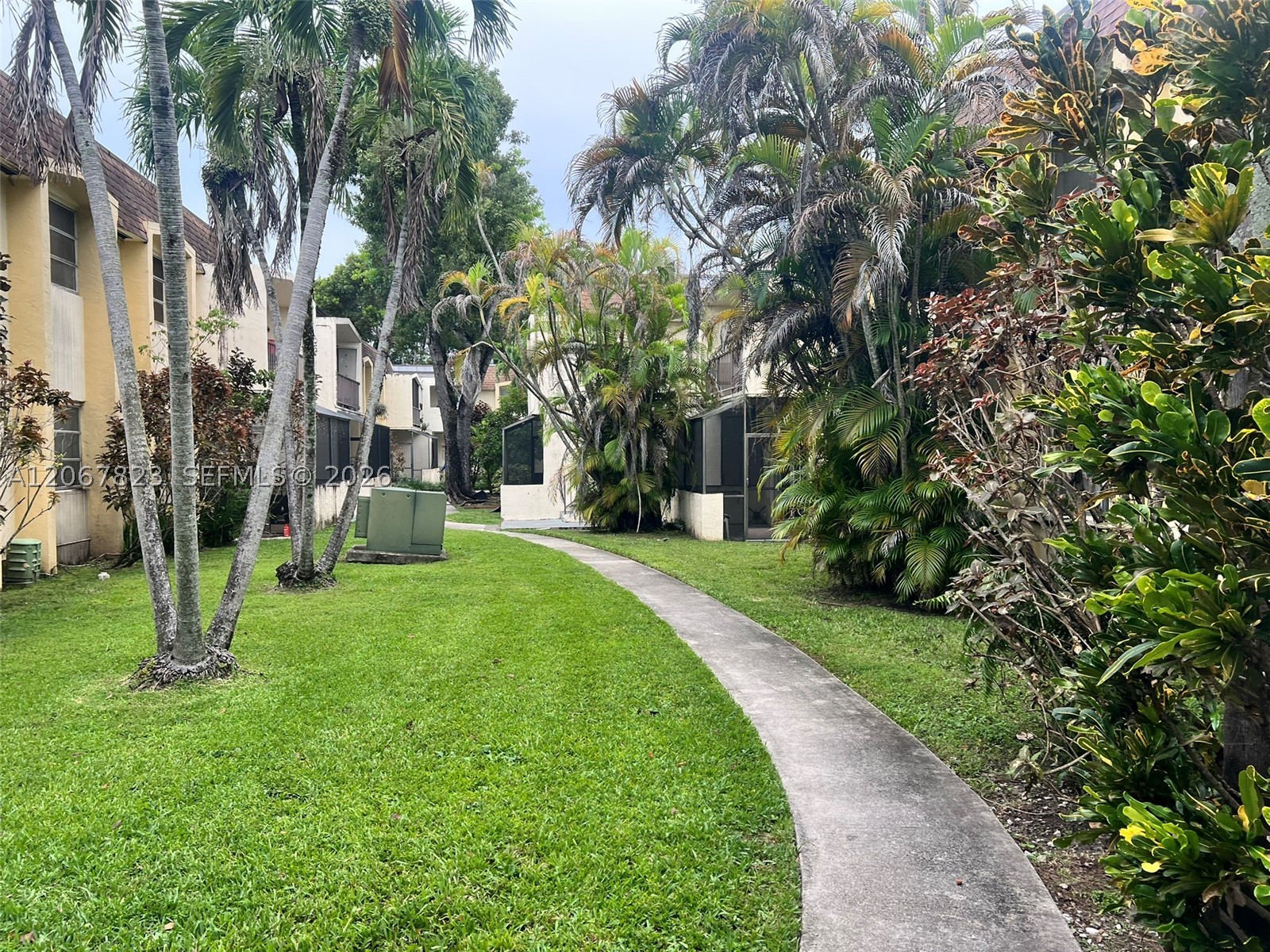 7825 Miller Dr #C211, Miami FL 33155