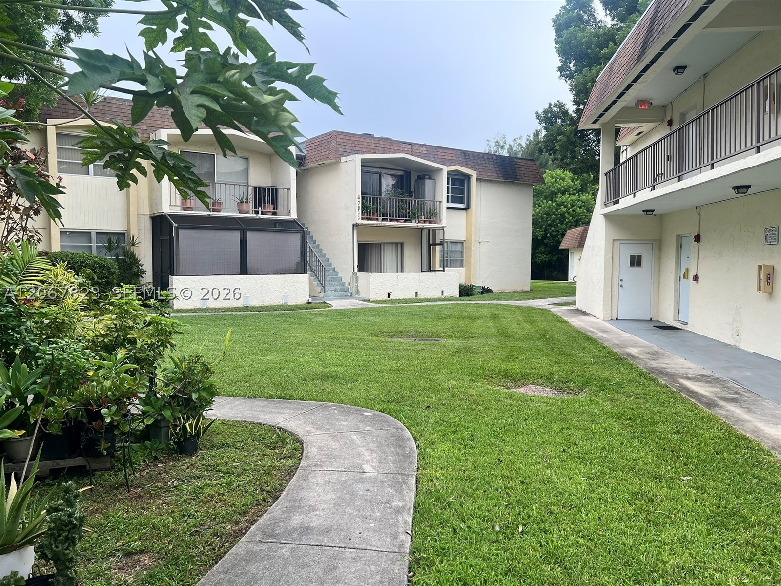 7825 Miller Dr #C211, Miami FL 33155