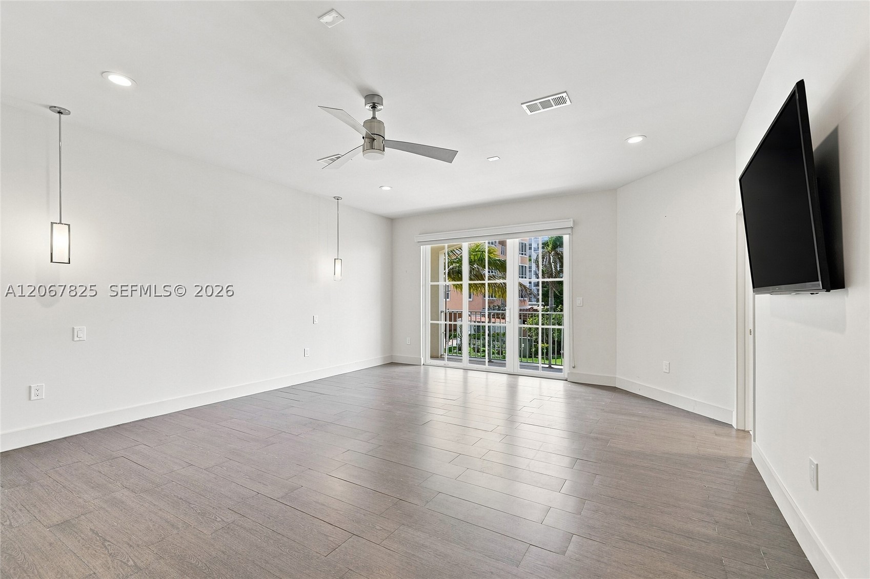 3237 NE 5th St #3237, Pompano Beach FL 33062