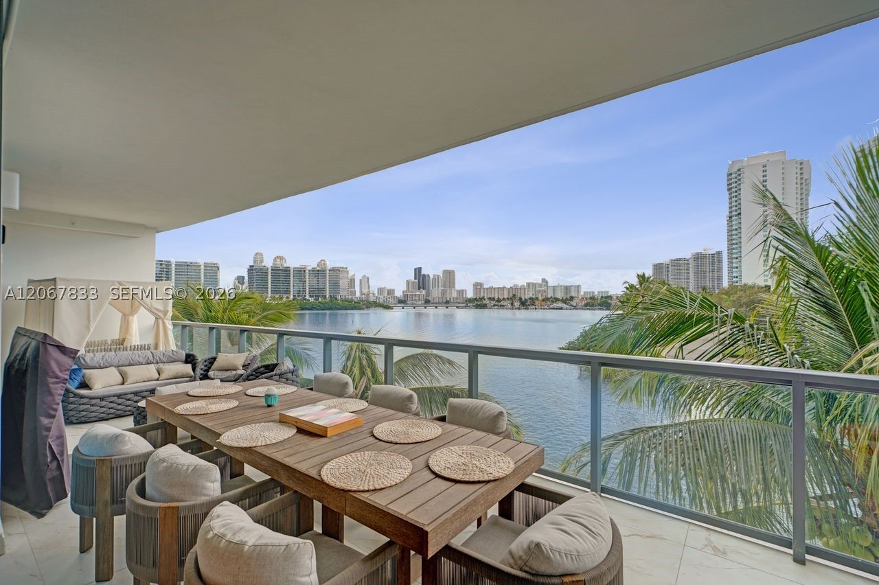 3300 NE 188th St #210, Aventura FL 33180
