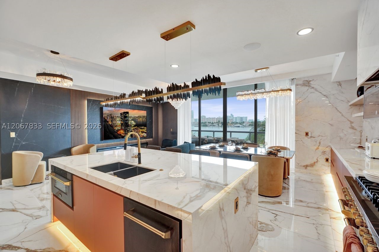 3300 NE 188th St #210, Aventura FL 33180