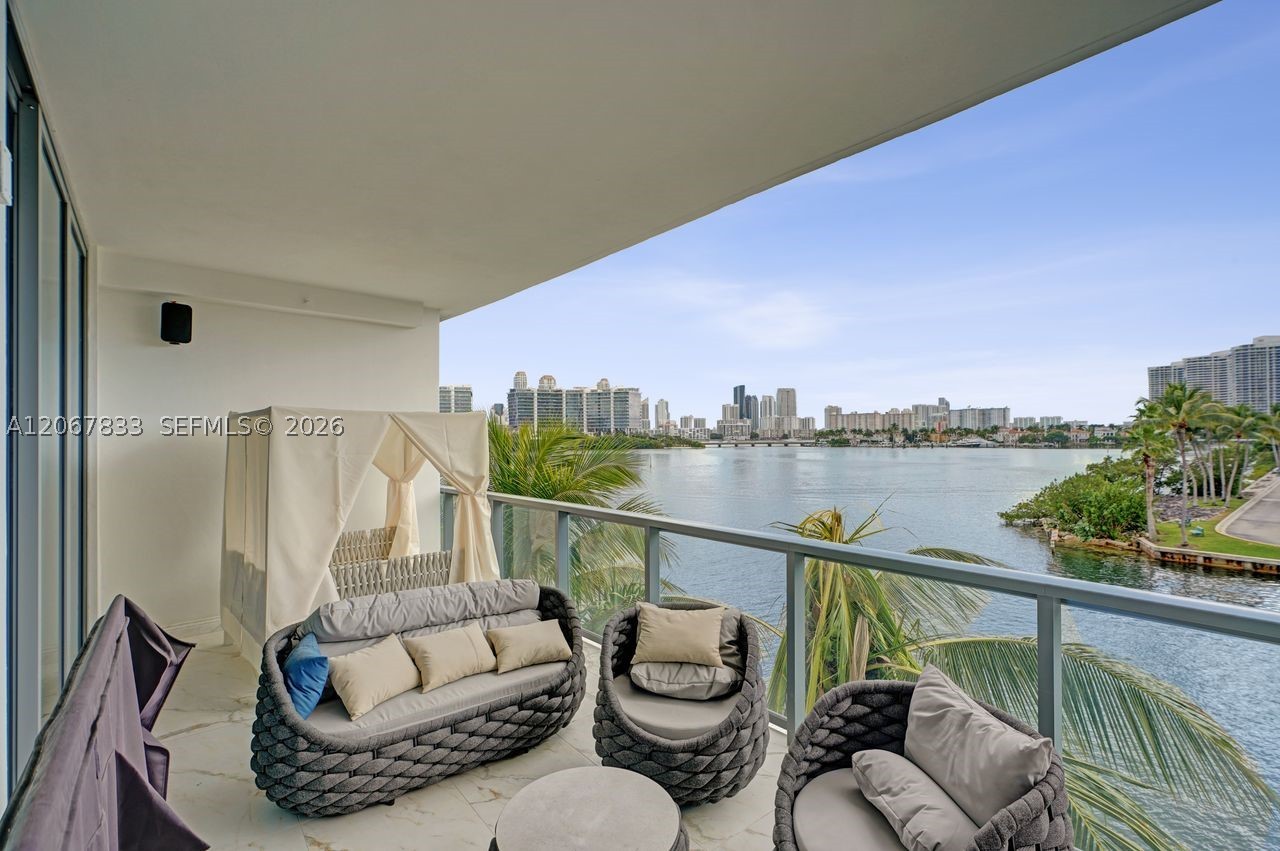 3300 NE 188th St #210, Aventura FL 33180