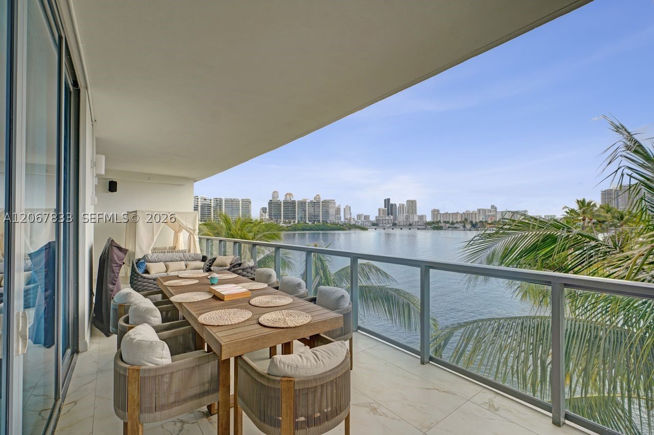 3300 NE 188th St #210, Aventura FL 33180