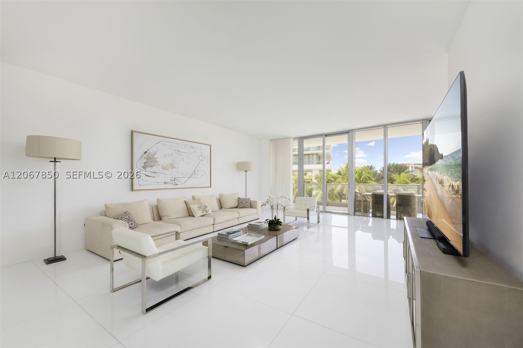 801 S Pointe Dr #301, Miami Beach FL 33139