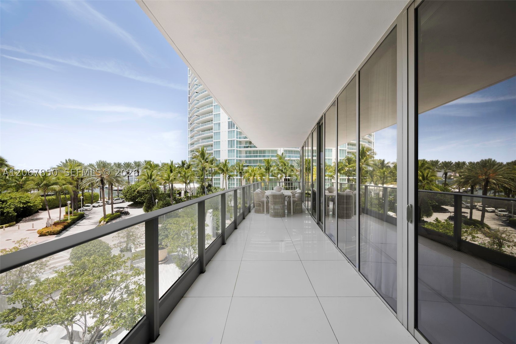 801 S Pointe Dr #301, Miami Beach FL 33139