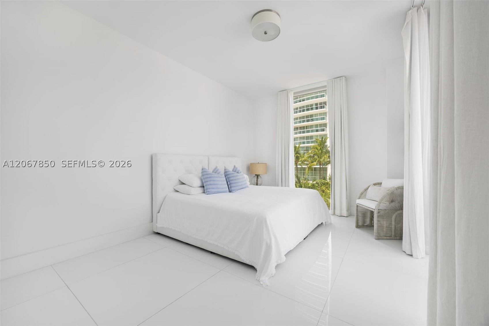801 S Pointe Dr #301, Miami Beach FL 33139