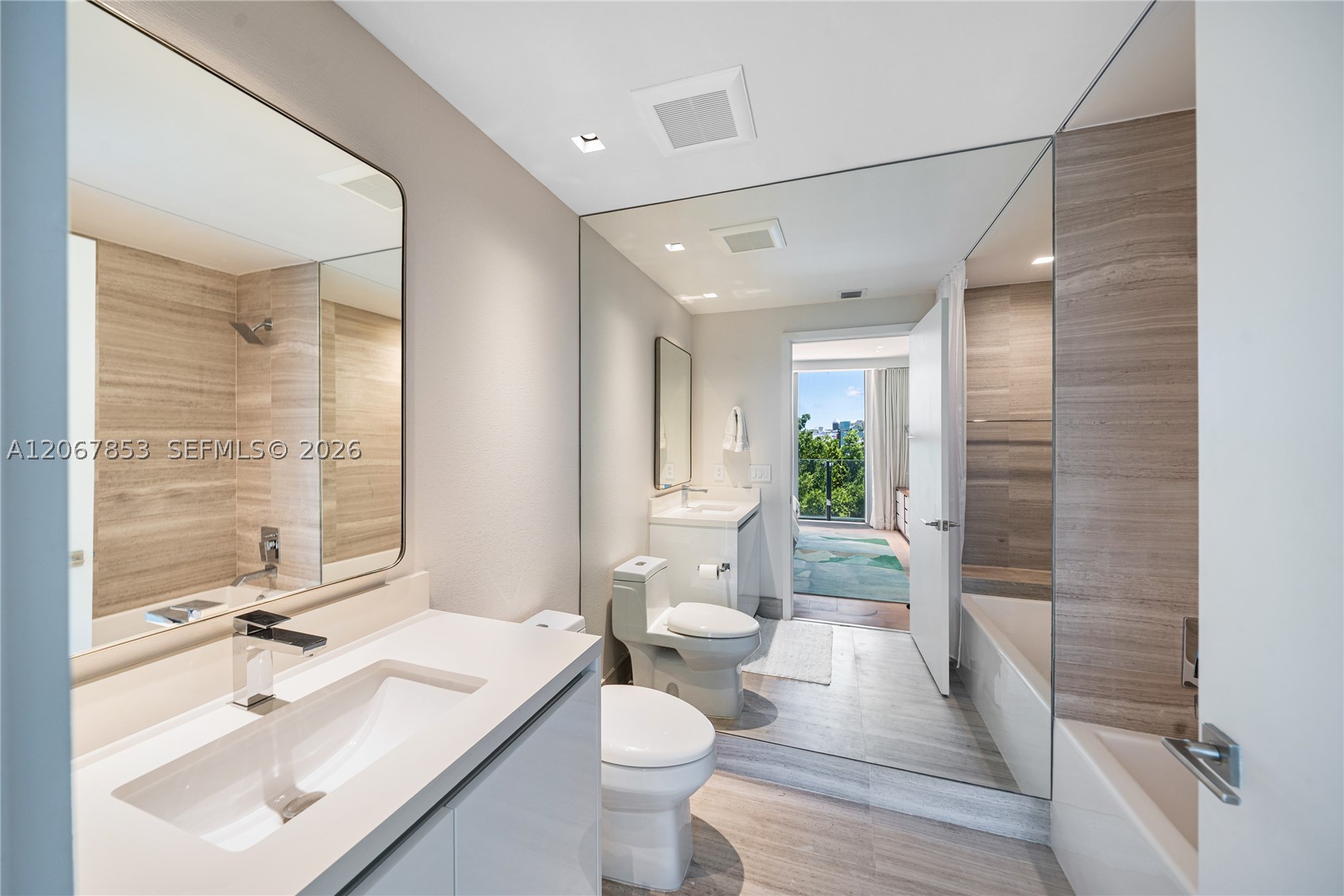 1 Collins Ave #406, Miami Beach FL 33139
