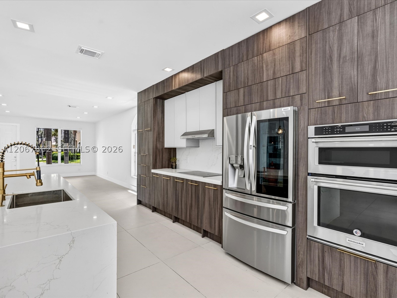 1800 NW 78th Ave, Pembroke Pines FL 33024