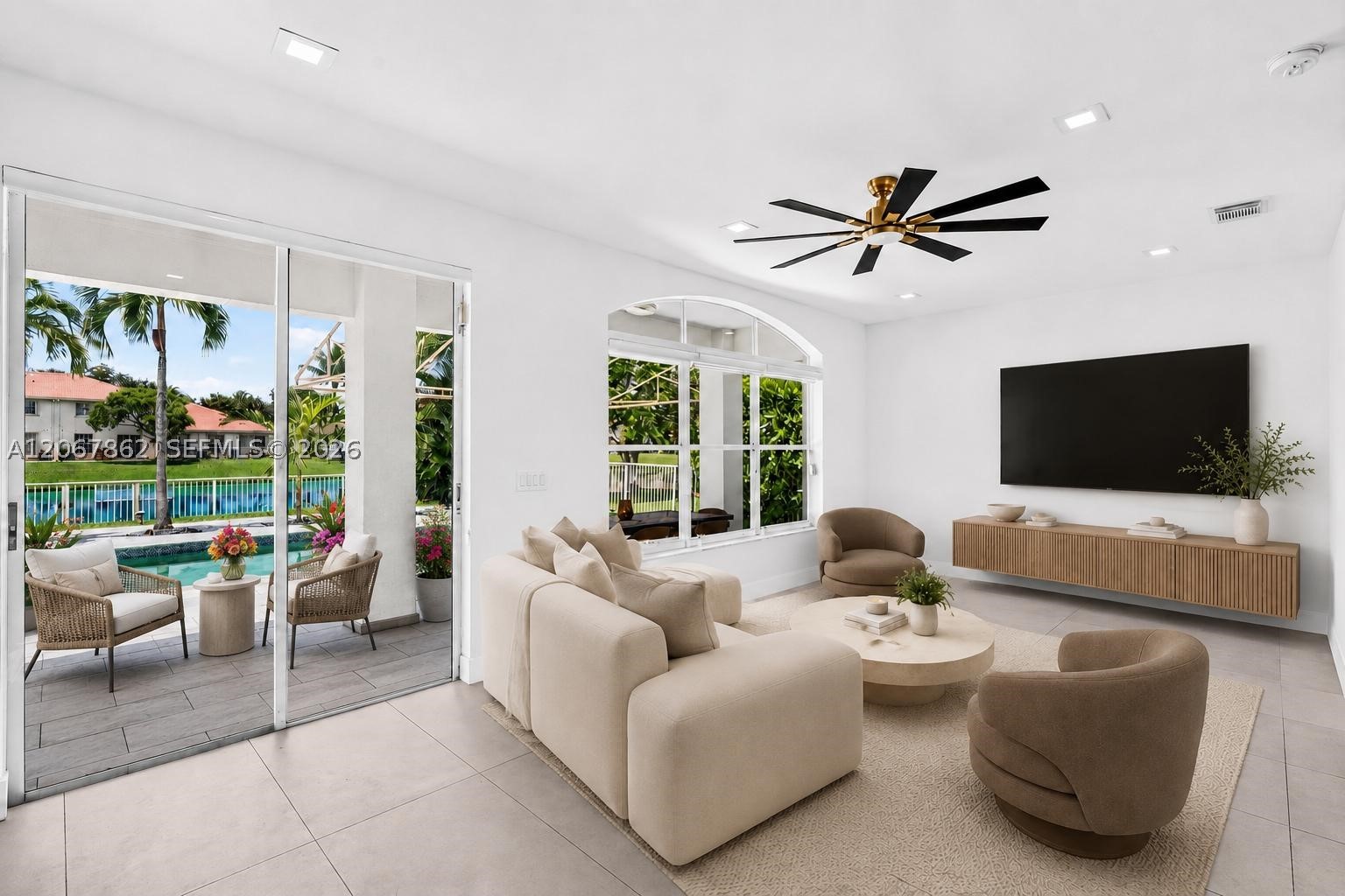 1800 NW 78th Ave, Pembroke Pines FL 33024