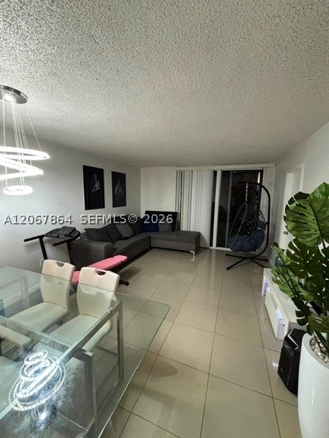 10000 NW 80th Ct #2337, Hialeah Gardens FL 33016