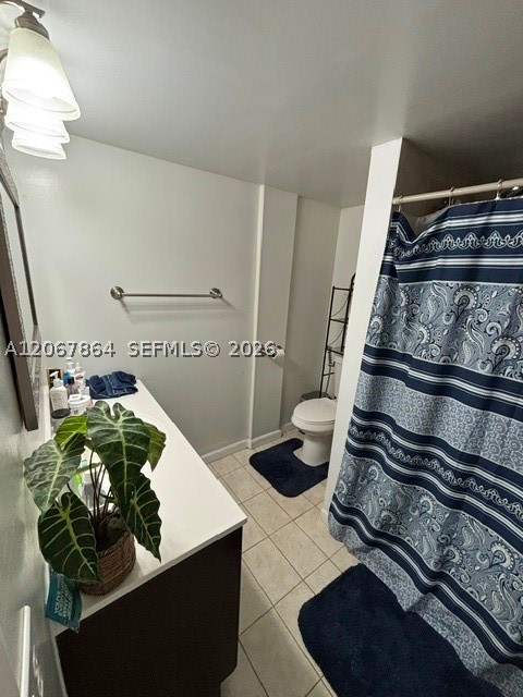 10000 NW 80th Ct #2337, Hialeah Gardens FL 33016