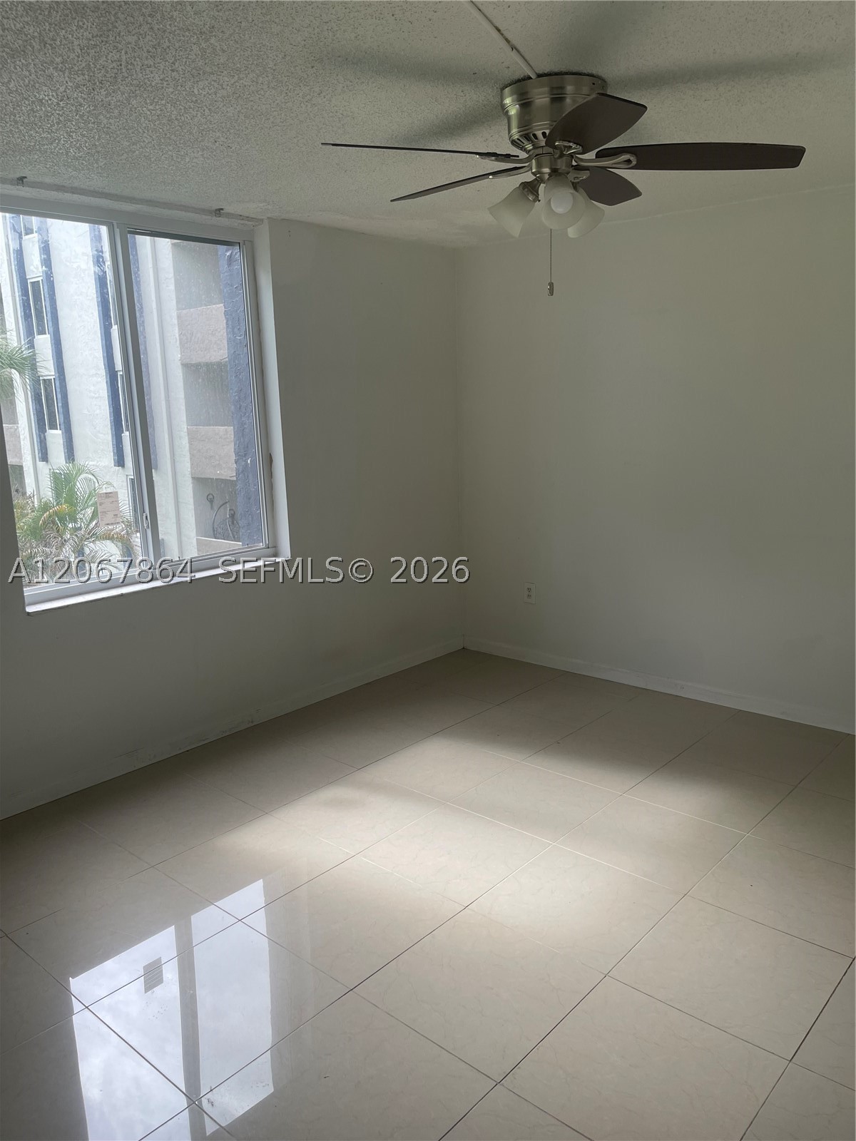 10000 NW 80th Ct #2337, Hialeah Gardens FL 33016