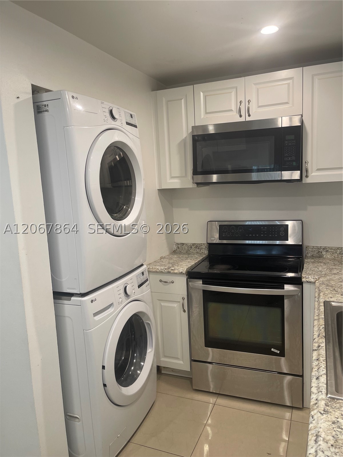 10000 NW 80th Ct #2337, Hialeah Gardens FL 33016