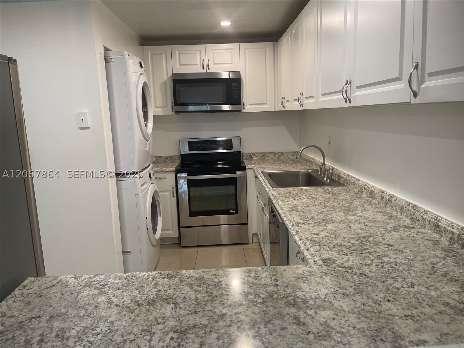 10000 NW 80th Ct #2337, Hialeah Gardens FL 33016